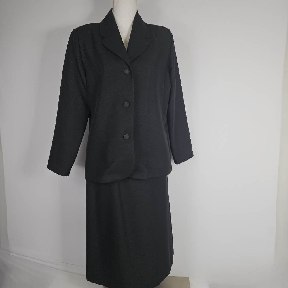 80s 90s Vintage  Black Skirtsuit Size 10